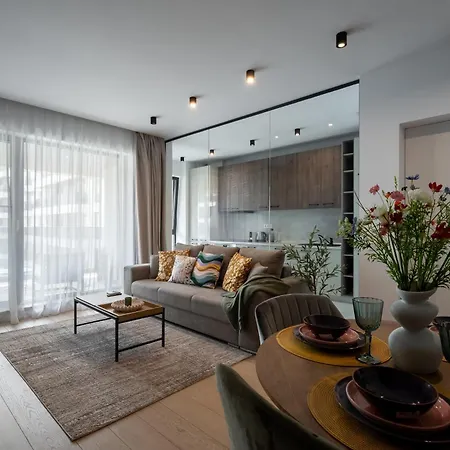 Bloom 1bedroom In Nusco *