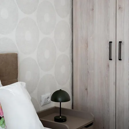 Bloom 1bedroom In Nusco Appartement